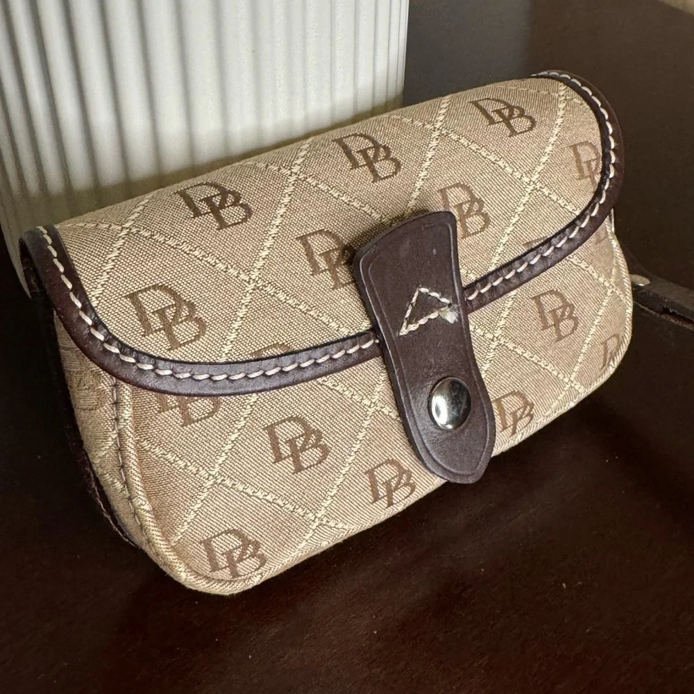 DOONEY & BOURKE Canvas & Leather Wristlet, EUC